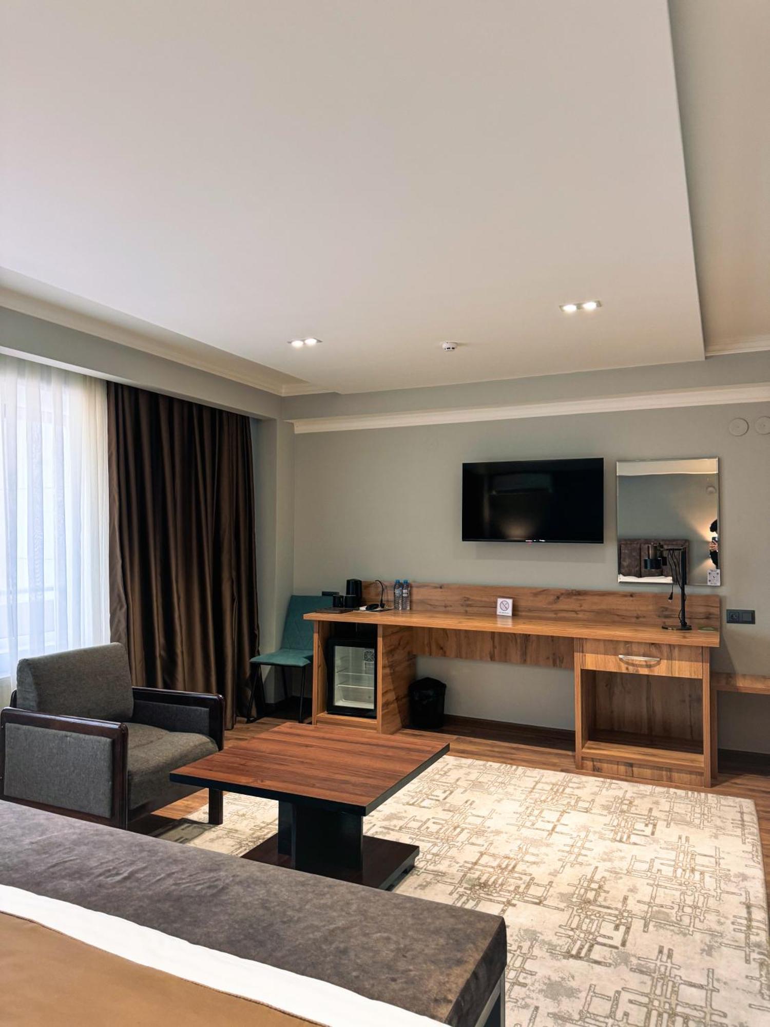 Ziyorat Luxury Hotel Fergana Bagian luar foto