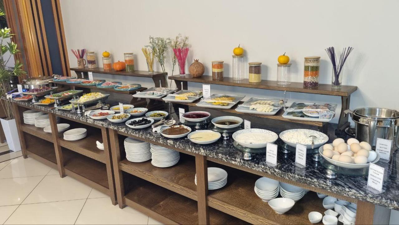 Ziyorat Luxury Hotel Fergana Bagian luar foto