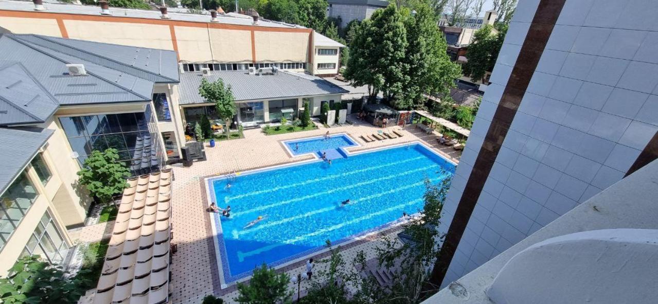 Ziyorat Luxury Hotel Fergana Bagian luar foto
