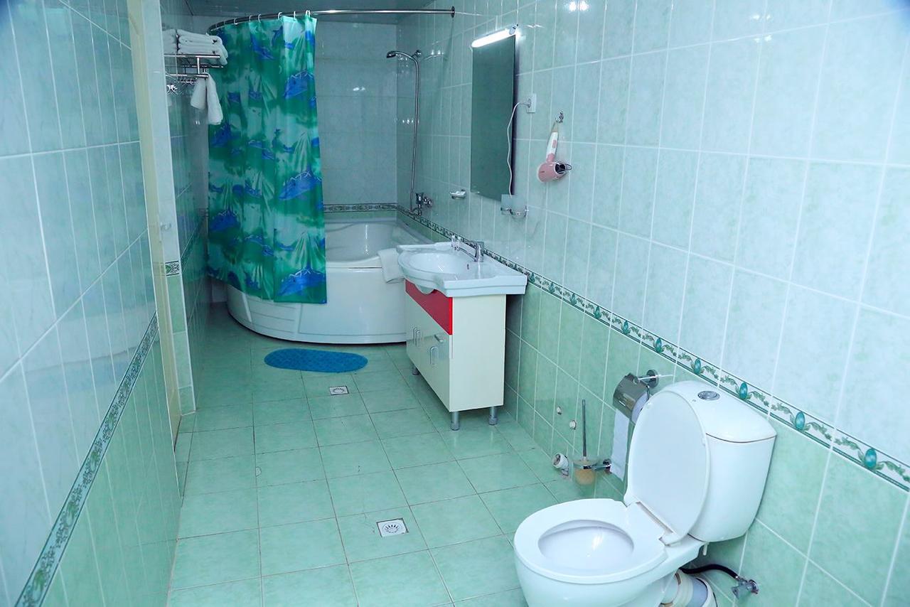 Ziyorat Luxury Hotel Fergana Bagian luar foto